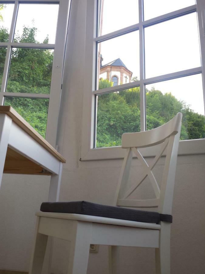Moderne Wohnung In Barockem Altstadthaus Nahe Altstadt Und Radweg Блискастель Экстерьер фото