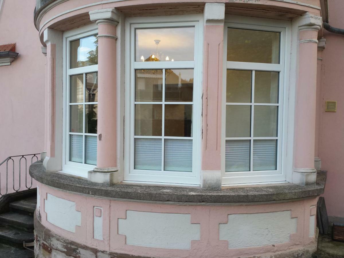 Moderne Wohnung In Barockem Altstadthaus Nahe Altstadt Und Radweg Блискастель Экстерьер фото